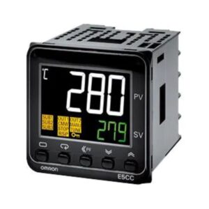 Controlador digital de temperatura E5CC-RX2DSM-800